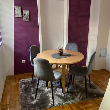 Apartman Aleksandar *